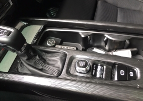 辰紳汽車